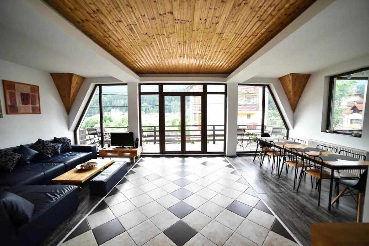 Vila Florilor Buşteni Exterior foto
