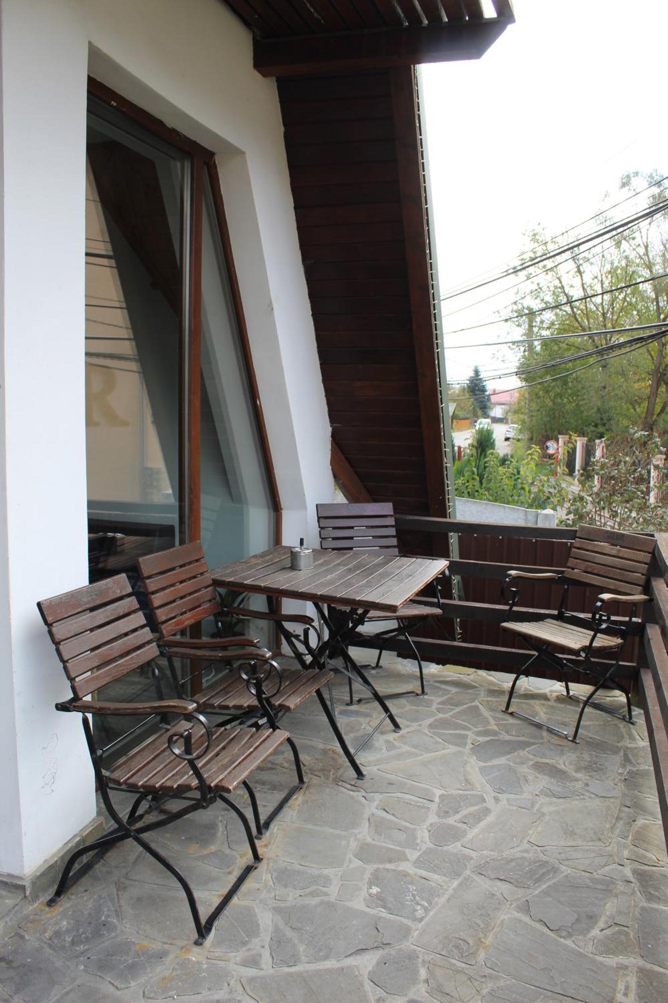 Vila Florilor Buşteni Exterior foto